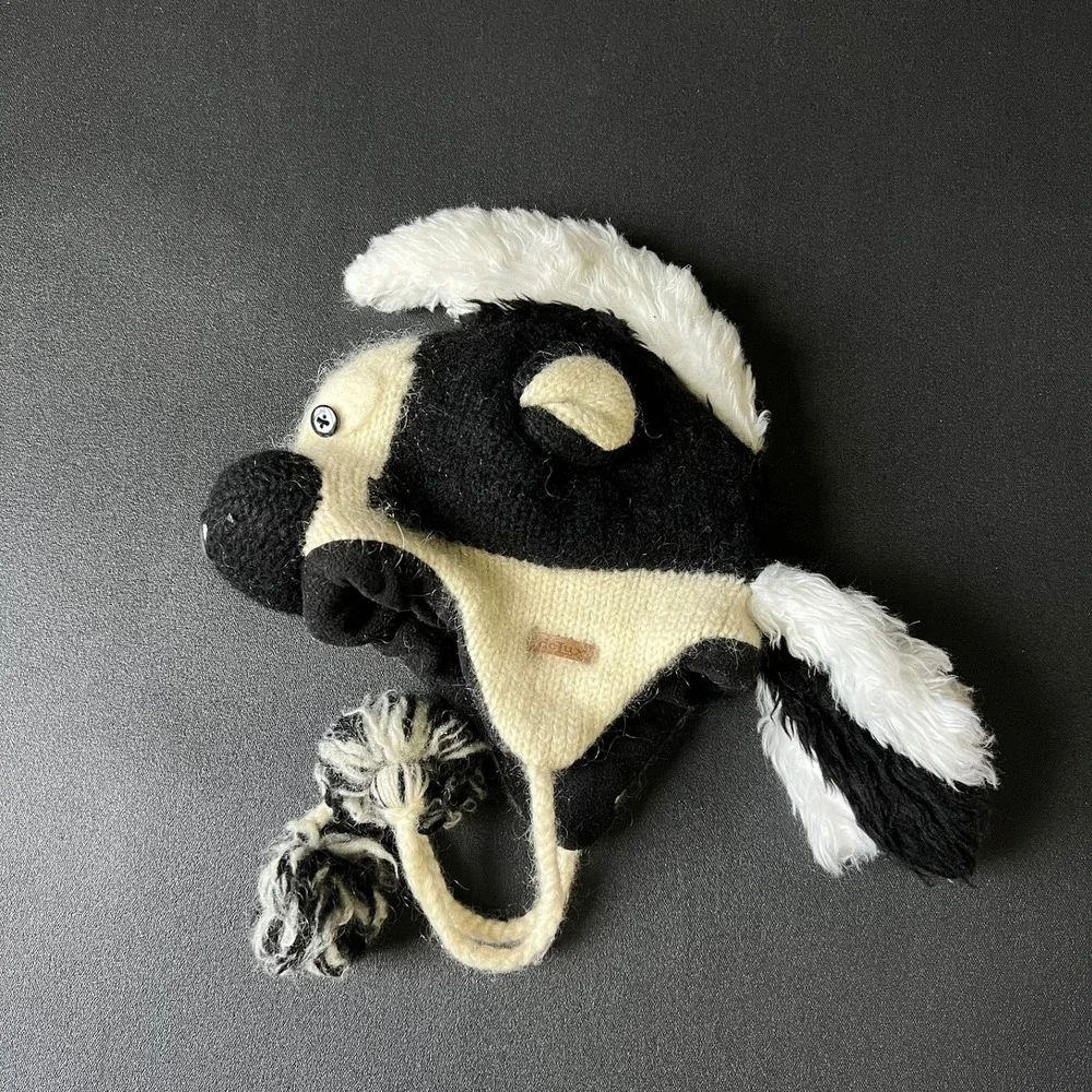DeLux Kids Skunk Trapper Hat Wool Blend Fleece Lined Animal Earflap Black White